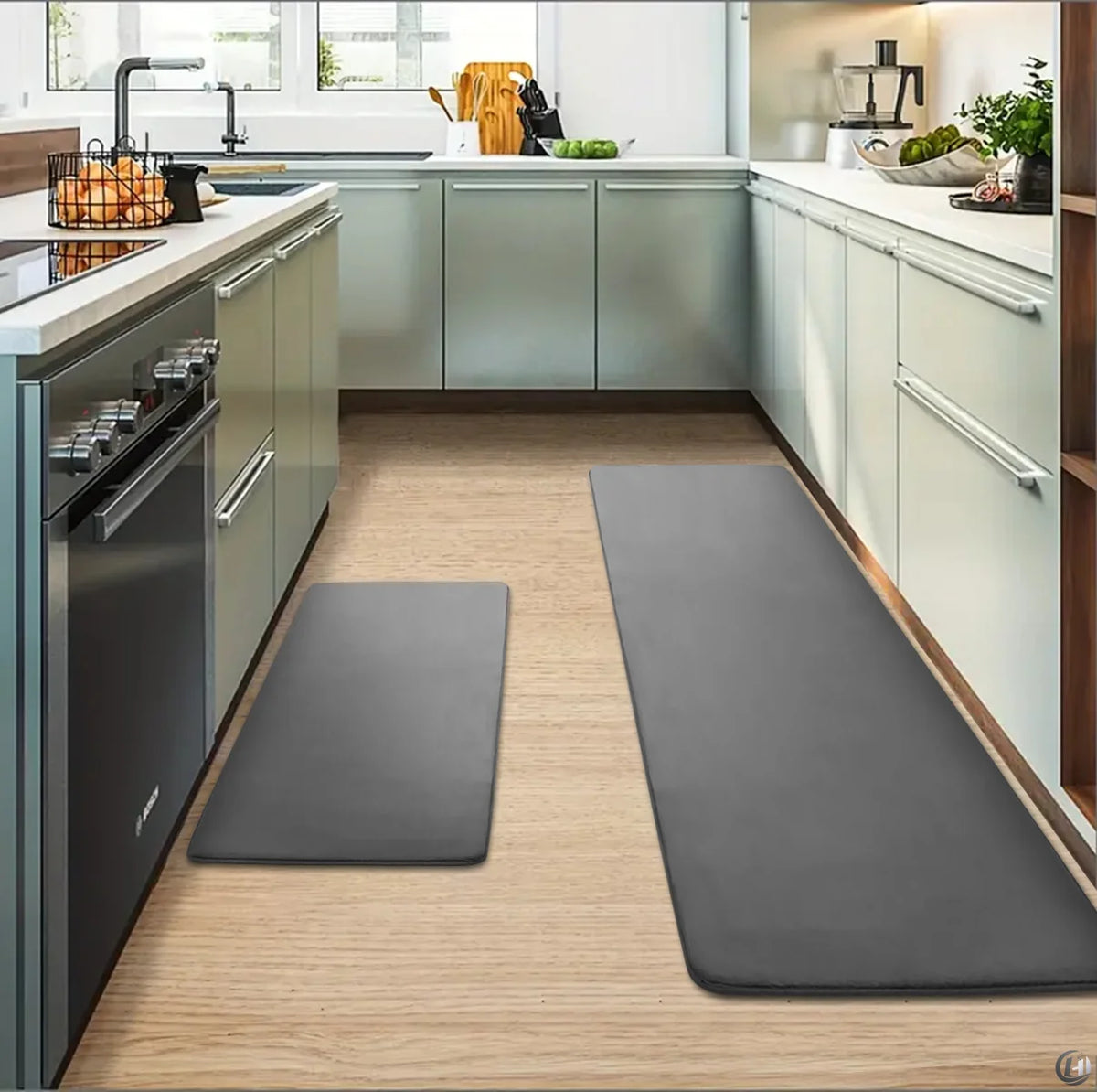 Thickened Flannel Kitchen Floor Mats Absorbent Oil Non-Slip Mats Long Strips of Dirt-Resistant Carpets Entrance Door Mats