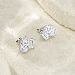 A Luxurious And Fashionable Minimalist Jewelry Earring Set Featuring Top-quality Moissanite Stones, Made Of S925 Silver Electroplated With Platinum.